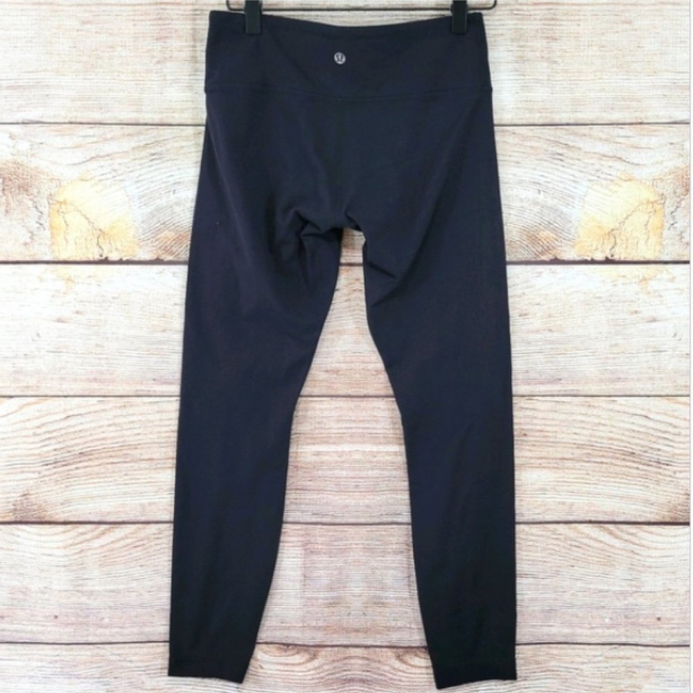 LULULEMON WUNDER UNDER LEGGINGS!!